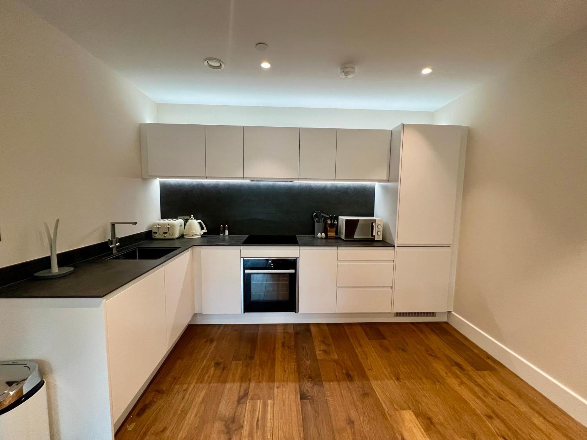 The Noir Blanc Retreat At Ryedale House Apartamento